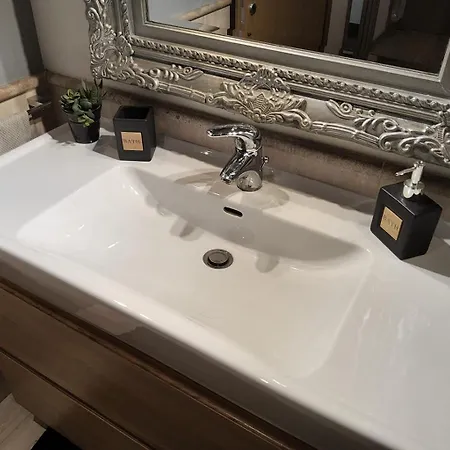 Aurelia 1100 Near Vaticano Up To 6 Guests *